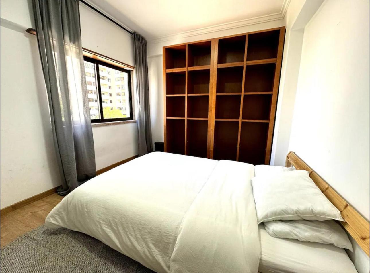Airport And Bus Station Home 리스본 외부 사진